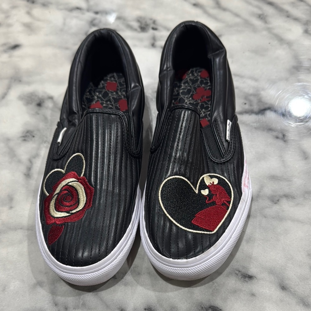 Vera Bradley Black and Red Embroidered Moccasins